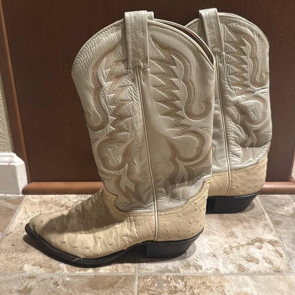 Tony Lama Ostrich Size 8 Off White/Beige Boots